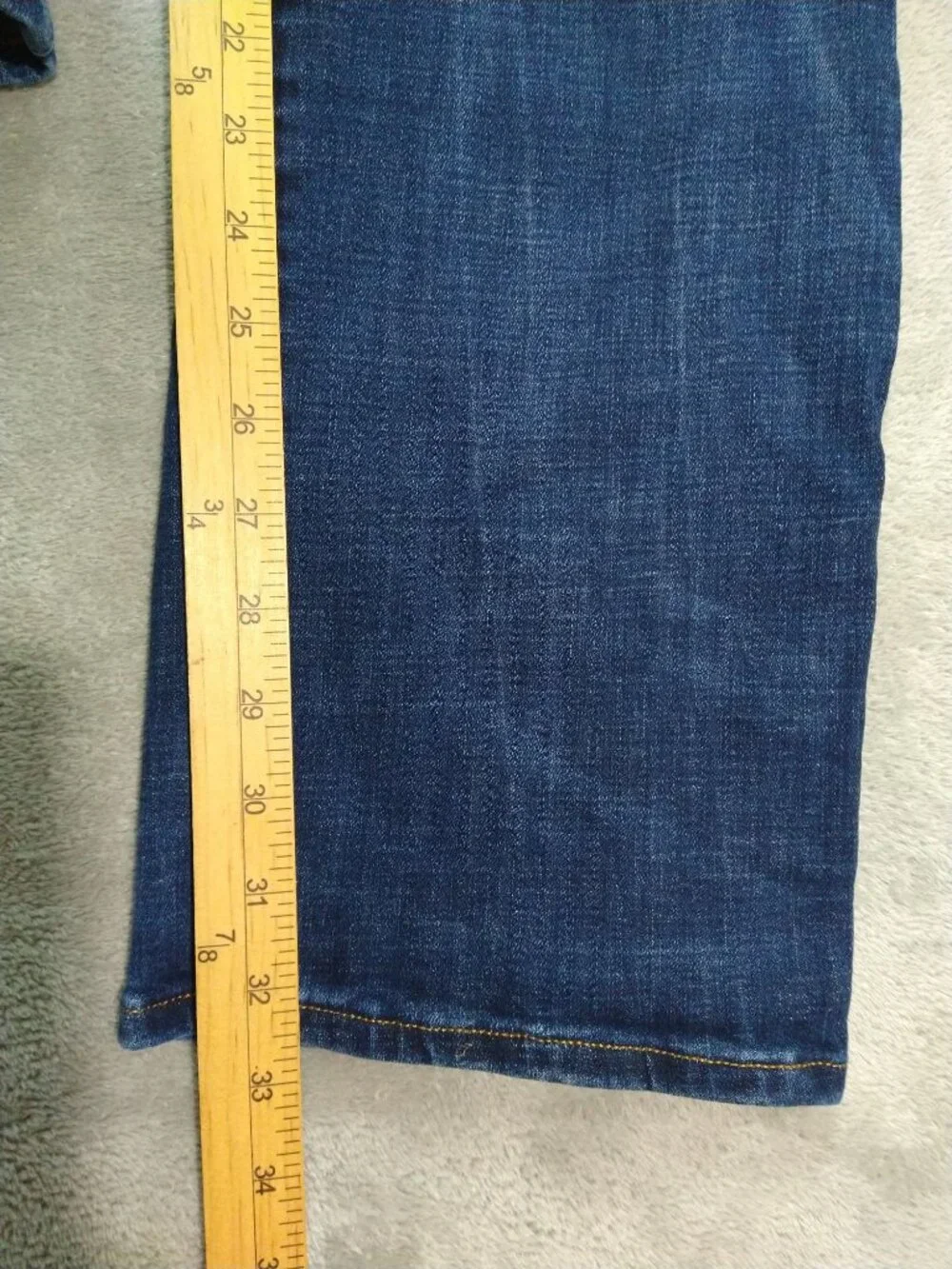 American Eagle Jeans Mens 33x34 Blue Denim Relaxed Straight Next Level Flex Dark